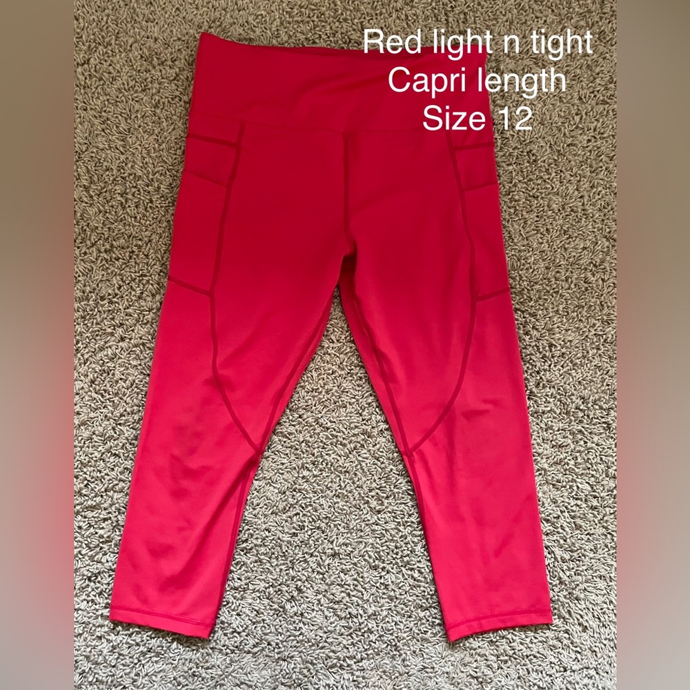 Zyia red light and tight capri leggings size 12